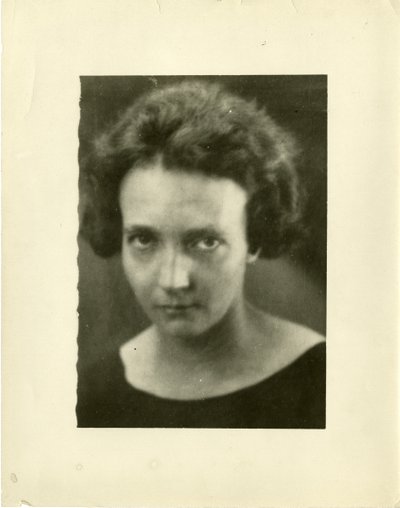 Portrett av Irene Joliot-Curie 1897-1956 av Unbekannt