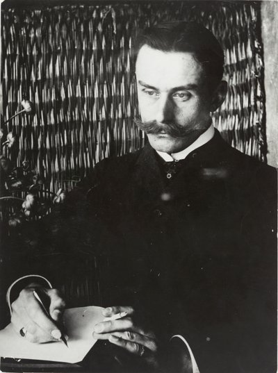 Portrett av Thomas Mann 1875-1955, ca. 1900. av Unbekannt