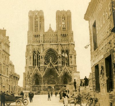 Reims katedral, Reims, Nord-Frankrike, c1914-c1918 av Unbekannt