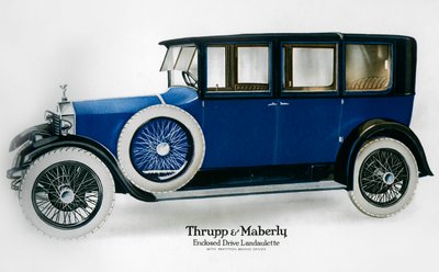 Rolls-Royce lukket drive landaulett med skillevegg bak driveren, c1910-1929 av Unbekannt