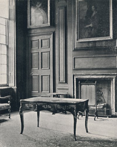 Rom på Boughton House, med skorsteinsstykke fra det tidlige 1700-tallet, 1927 av Unbekannt