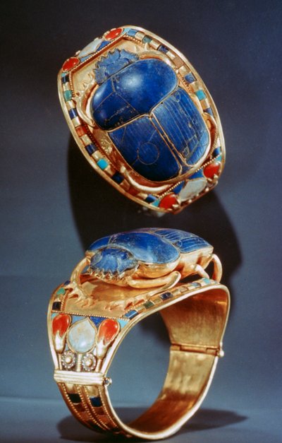 Scarab armbånd fra Tutankhamons grav, 1300-tallet f.Kr av Unbekannt