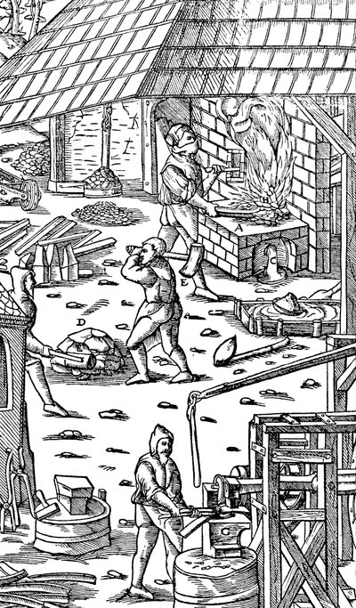 Smeltejern og hamrestenger med en mekanisk hammer, 1556 av Unbekannt