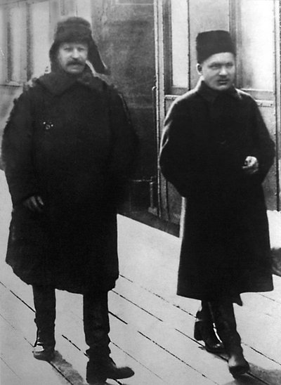 Sovjetiske ledere Joseph Stalin og Sergei Kirov, Moskva, USSR, 1928 av Unbekannt