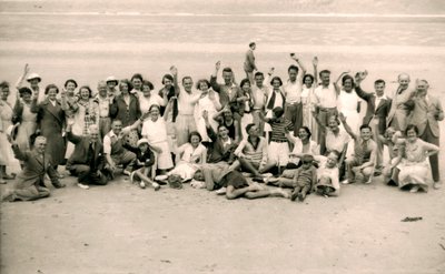 Sportsdag for Gloucester Hotel-festen på La Publente Beach, Jersey, 1938 av Unbekannt
