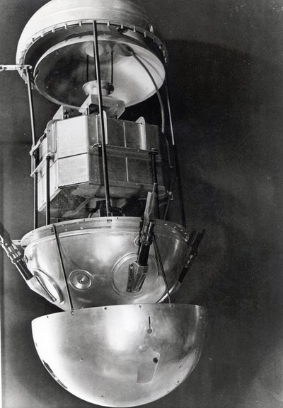 Sputnik 1, russisk satellitt, 1957 av Unbekannt