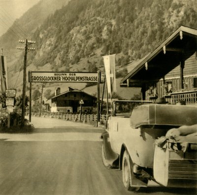 Starten av Grossglockner High Alpine Road, Fusch an der Großglocknerstraße, Østerrike, c1935. av Unbekannt