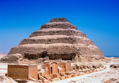 Trinnpyramide av kong Djoser Zozer, Saqqara, Egypt, 3. dynasti, c2613 f.Kr. av Unbekannt