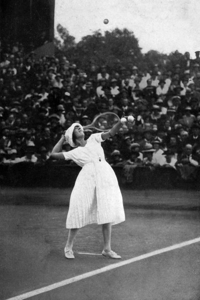 Suzanne Lenglen vant sitt første mesterskap i Wimbledon, 1919, 1930 av Unbekannt