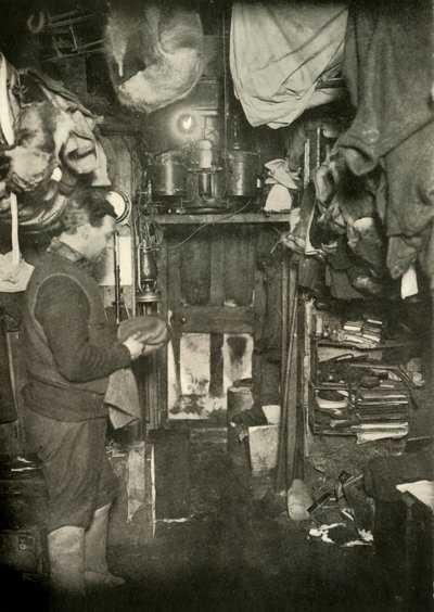 Acetylene Gas Plant, Over the Door, c1908, 1909 av Unbekannt