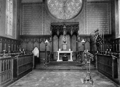 The Chancell, Catholic Apostolic Church, Albury Park, Surrey, 1904 av Unbekannt