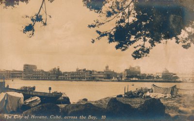 Byen Havana, Cuba, over bukten, c1930 av Unbekannt
