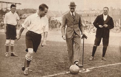 The Duke of York, veldedighetsfotballkamp, Tottenham Hotspurs og Corinthians, c1921 av Unbekannt