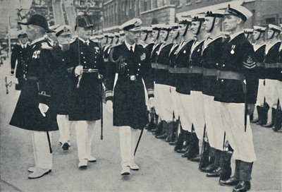 Kongen åpner Navy Week i Portsmouth, c1935, 1937. av Unbekannt