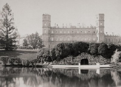 Hovedfasaden til palasset ved Gatchina, 1870-1880-tallet av Unbekannt