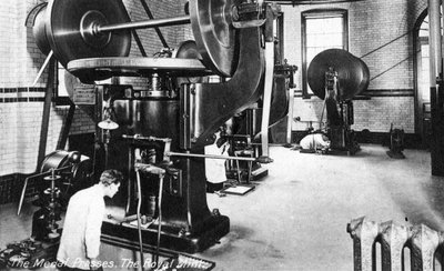 Medal Press, Royal Mint, Tower Hill, London, tidlig på 1900-tallet av Unbekannt
