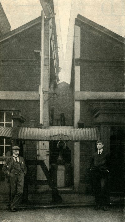 Meridianen til Greenwich, som alle målinger av tid er laget av, 1901. av Unbekannt