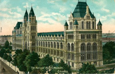The National History Museum, London, c1910. av Unbekannt