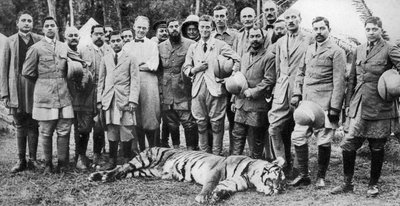 Prince of Wales tigerskyting i Nepal, Indian Tour, 1921 av Unbekannt