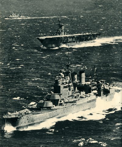 The Renown, the Ark Royal, and the Sheffield, c1939-1941, 1942. av Unbekannt