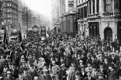 Frelsesarmeen marsjerte ned Oxford Street, London, 1926-1927 av Unbekannt