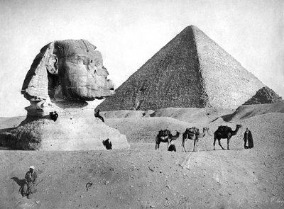 Sfinxen og pyramiden i Giza, Egypt, c1882 av Unbekannt