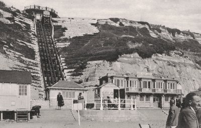 Klippeheisen ved Bournemouth, Dorset, tidlig på 1900-tallet av Unbekannt