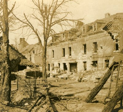 Glassverket i Soissons, Nord-Frankrike, c1914-c1918 av Unbekannt