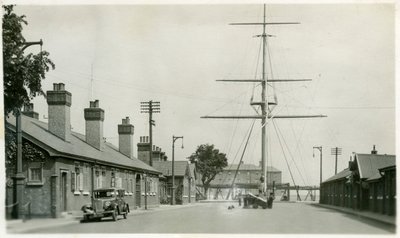 Kvarterdekket, Royal Navy opplæringsinstitusjon, Shotley, Suffolk, 1936 av Unbekannt