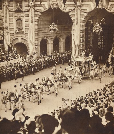 Gjennom admiralitetsbuen, 12. mai 1937 av Unbekannt