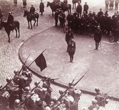 Tropper marsjerte, Aachen, Tyskland, c1914-c1918 av Unbekannt