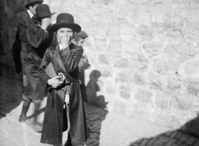 Typer ved jødenes klagemur, ca. 1934-1939 (s/hvitt-bilde) av Unbekannt
