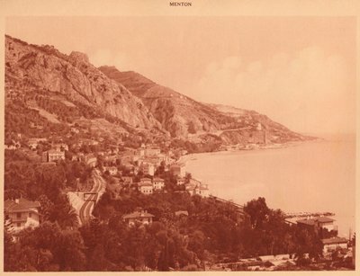 Utsikt over Garavan og den italienske grensen, Menton, 1930. av Unbekannt