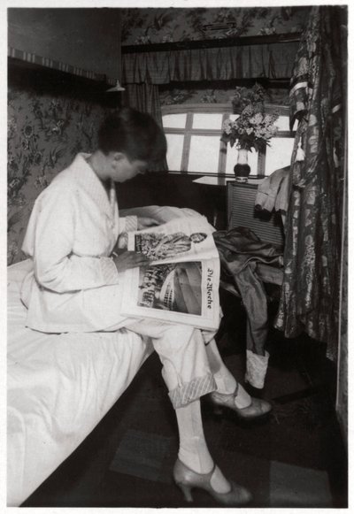 Utsikt over en passasjerkabin om bord på Zeppelin LZ 127 Graf Zeppelin, 1933 av Unbekannt