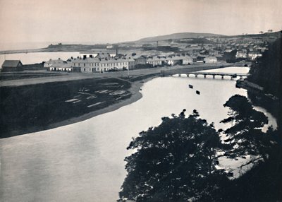 Wicklow - Generell utsikt over byen og elven, 1895 av Unbekannt