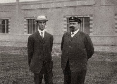 Wilbur Wright, amerikansk flyger, og Leon Bollee, fransk oppfinner og bilprodusent, 1908 av Unbekannt