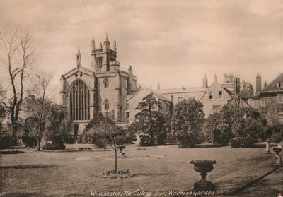 Winchester College fra Wardens Garden, Hampshire, tidlig på 1900-tallet. av Unbekannt