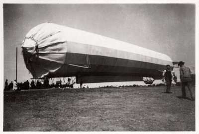 Zeppelin LZ 5 i Goeppingen, Tyskland, 1909 1933 av Unbekannt