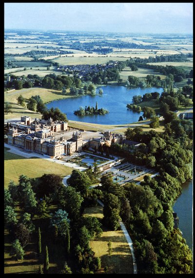 Luftfoto av Blenheim Palace, Oxfordshire av Unbekannt Unbekannt