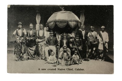 Ein neu ernannter einheimischer Häuptling, Calabar, Nigeria, ca. 1910 von Unbekannt