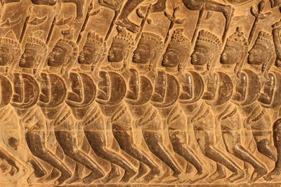 Angkor Wat. Detalj av relieffskulptur fra slaget ved Kurukshetra Siem Reap Kambodsja av Unbekannt