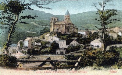 Auvergne, Puy-de-Dome (63), Saint Nectaire (Saint-Nectaire): utsikt over landsbyen og kirken, sent på 1800-tallet - begynnelsen av 1900-tallet - Postkort av William M. Timlin