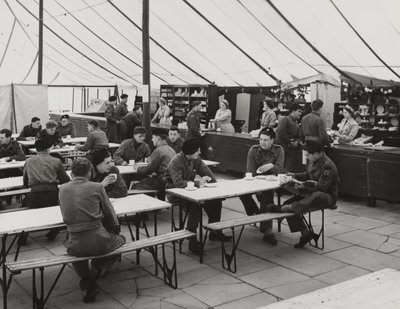 Kantinetelt, Weybourne Summer Camp, april 1954 (s/hvitt-bilde) av Unbekannt