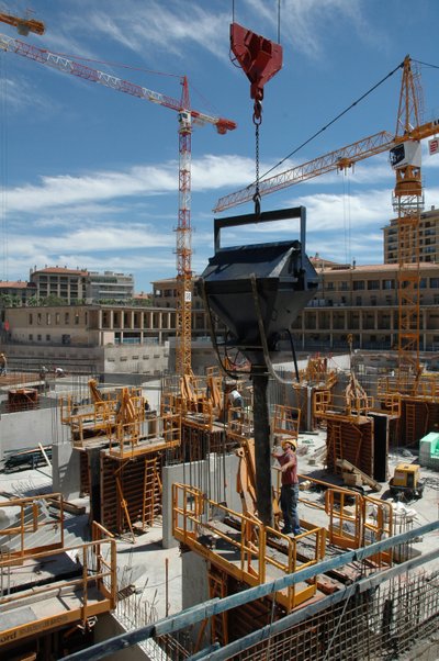 Byggeplass for de nye nabolagene i Aix en Provence (Aix-en-Provence) av Unbekannter Künstler