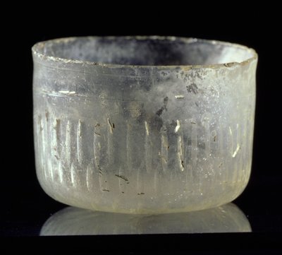 Kopper med hjulskåret dekor, fra Syria eller Egypt, islamsk periode, ca. 900 e.Kr. (glass) av Unbekannt
