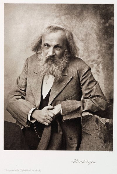 Dmitri Ivanovich Mendeleev, russisk kjemiker, fra 1905 av Unbekannt