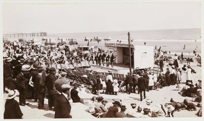 Ellisons strandunderholdere, ca 1910 av Unbekannt