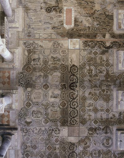 Etasje i den tidlige kristne basilikaen i Aquileia, Udine av Unbekannt