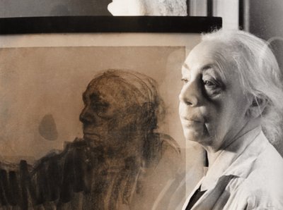 Tysk maler, grafiker og billedhugger Kaethe Kollwitz, Tyskland rundt 1940 (s/hv-foto) av Unbekannter Künstler