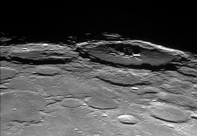 Humboldt og Hecataeus kratere av Unbekannt